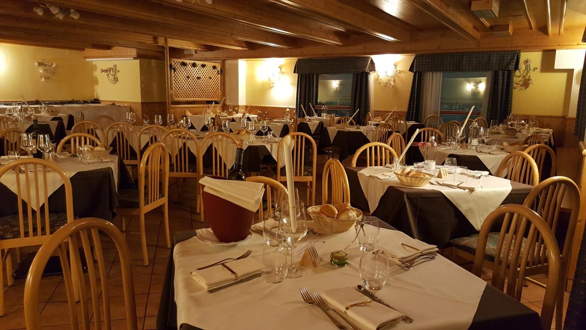 Hotel Cielo Blu Passo del Tonale Dış mekan fotoğraf