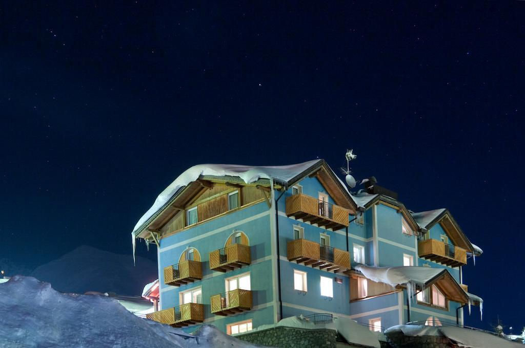 Hotel Cielo Blu Passo del Tonale Dış mekan fotoğraf